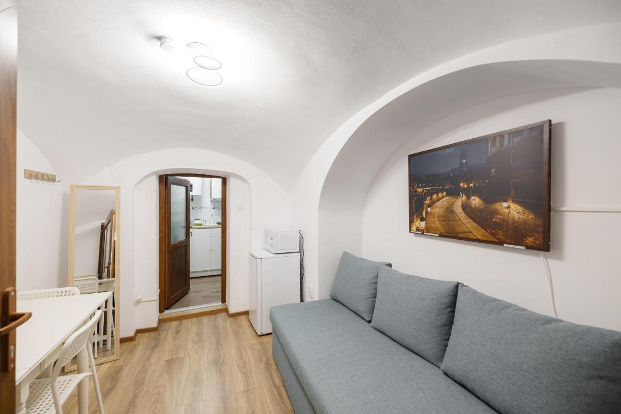 Downtown Cio Apartment ซีบิว ภายนอก รูปภาพ